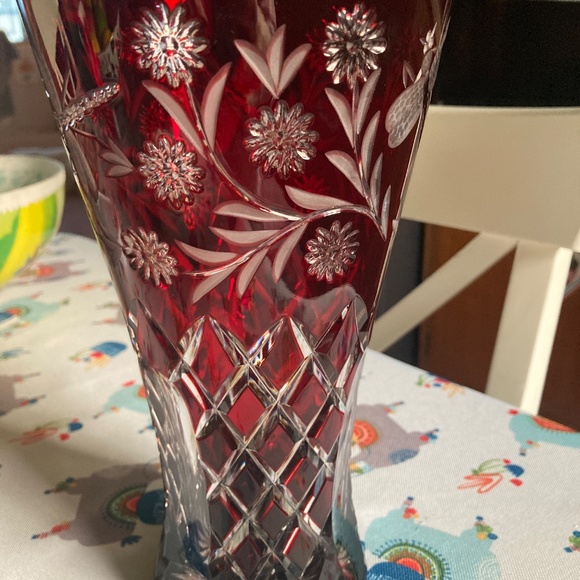 Ajka Garnet Crystal Vase - Picture 6 of 9